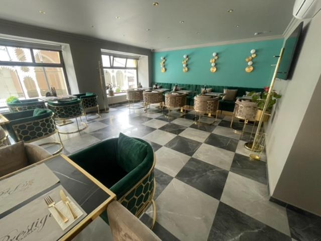 Karlsbad Prestige Appartement Buitenkant foto