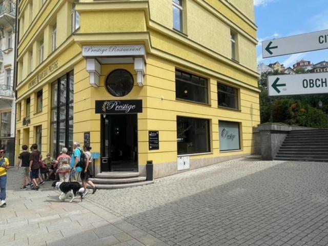 Karlsbad Prestige Appartement Buitenkant foto