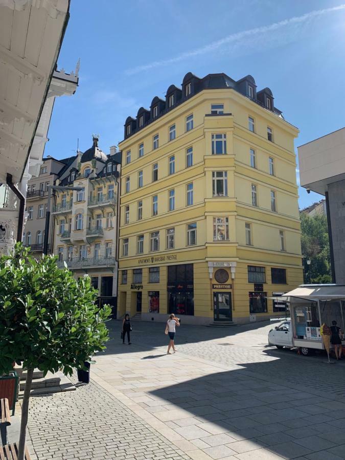 Karlsbad Prestige Appartement Buitenkant foto